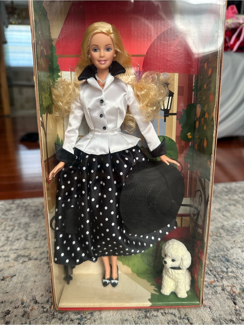 2003 Avon Special Edition Barbie “Talk of the Town” Doll – New in Box